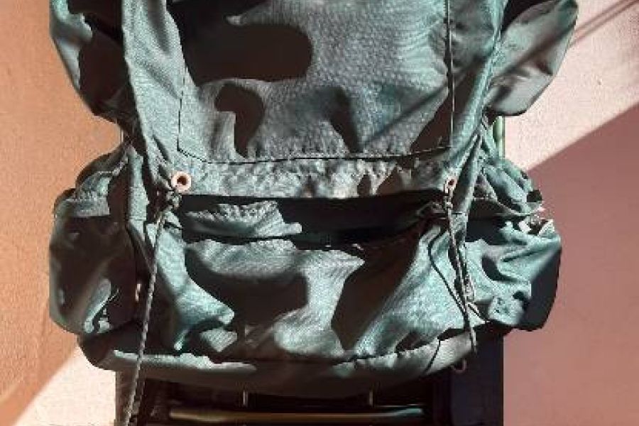 Wanderrucksack mit externem Tragegestell - Bild 1
