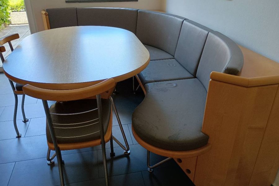 Eckbank mit Tisch - Bild 1