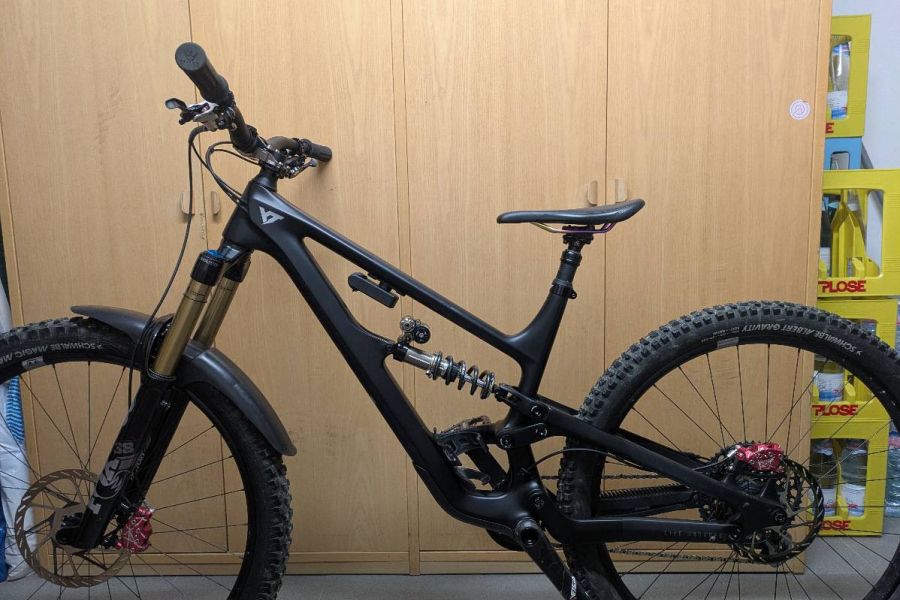 YT Capra Core 4 2022 - Bild 2