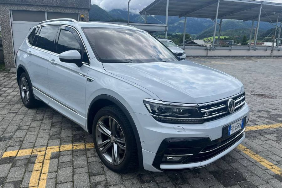 VW Tiguan 2.0 TDI R-Line 4 Motion - Bild 3