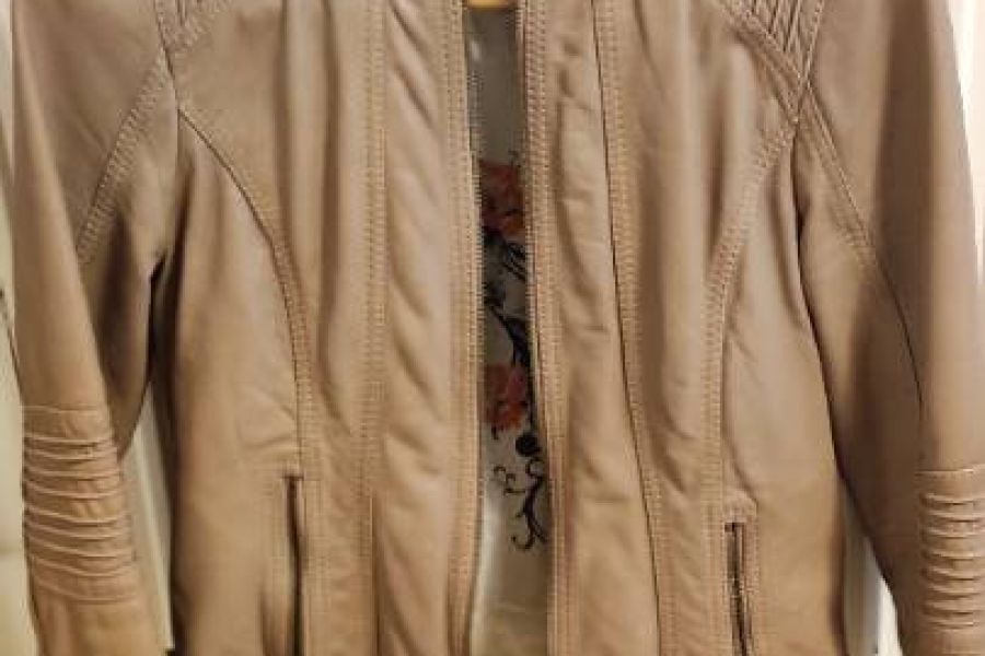Verkaufe neuwertige Lederjacke für Damen - Bild 1