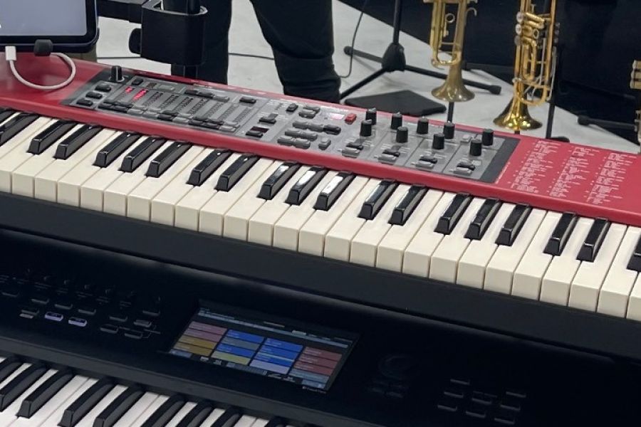 Nord/Nord electro 3/73/Organ - Bild 3