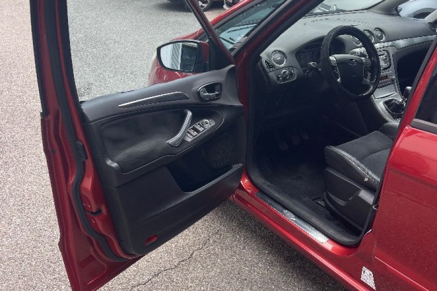 Ford S-Max/Minivan/Familienauto/Kombi/Diesel - Bild 2