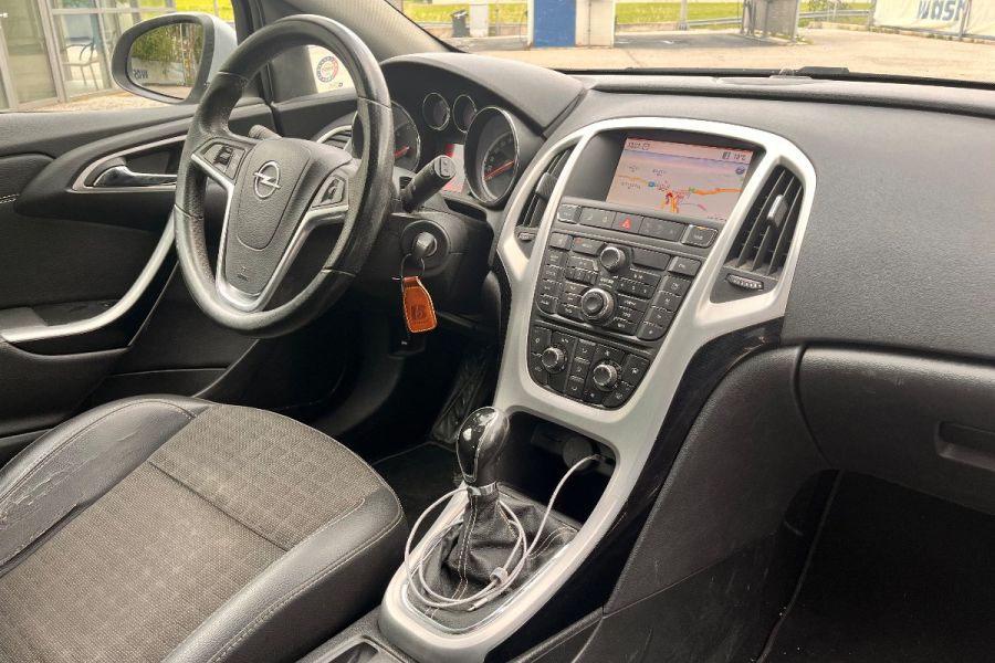 Opel Astra GTC S 3P 2.0 CDTI - Bild 3