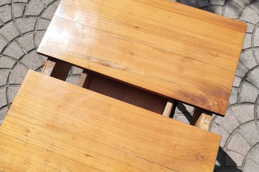 Kleiner Tisch mit Schublade, Holztisch - Bild 4