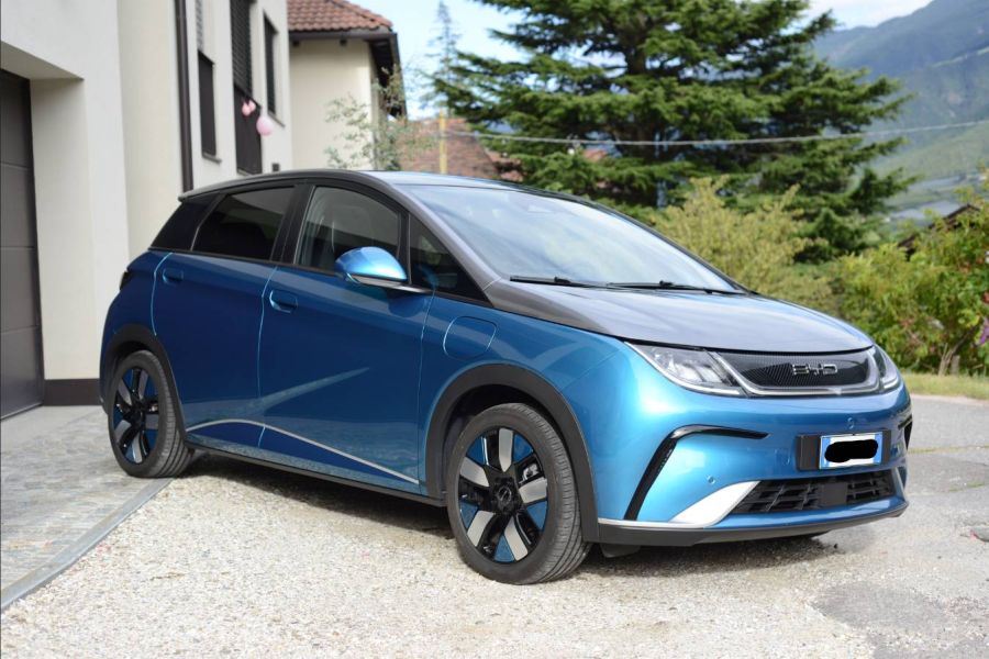 BYD Dolphin mit 60 kWh Akku zu verkaufen (noch in Garantie) - Bild 1
