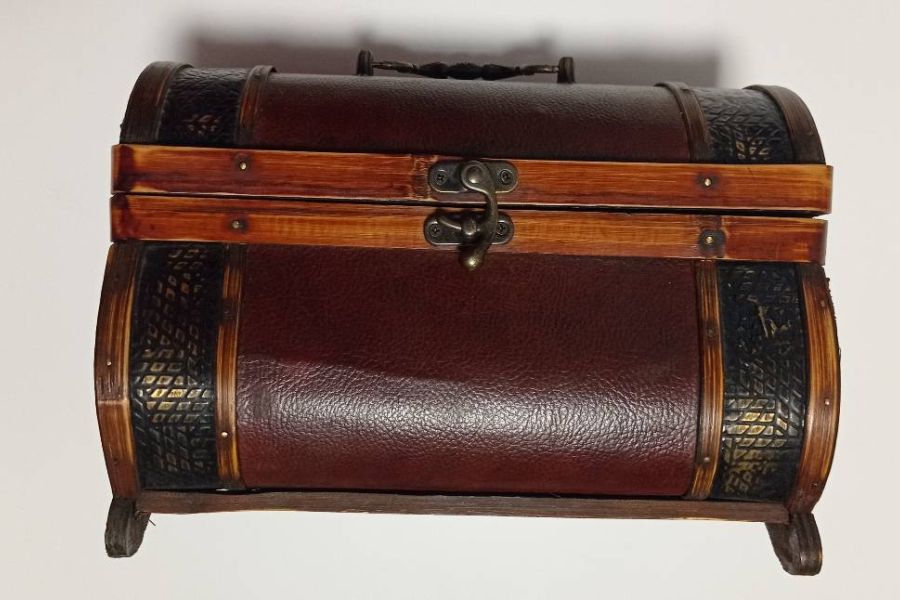 Kleine Holz/Truhe/Schatzkiste - Bild 2