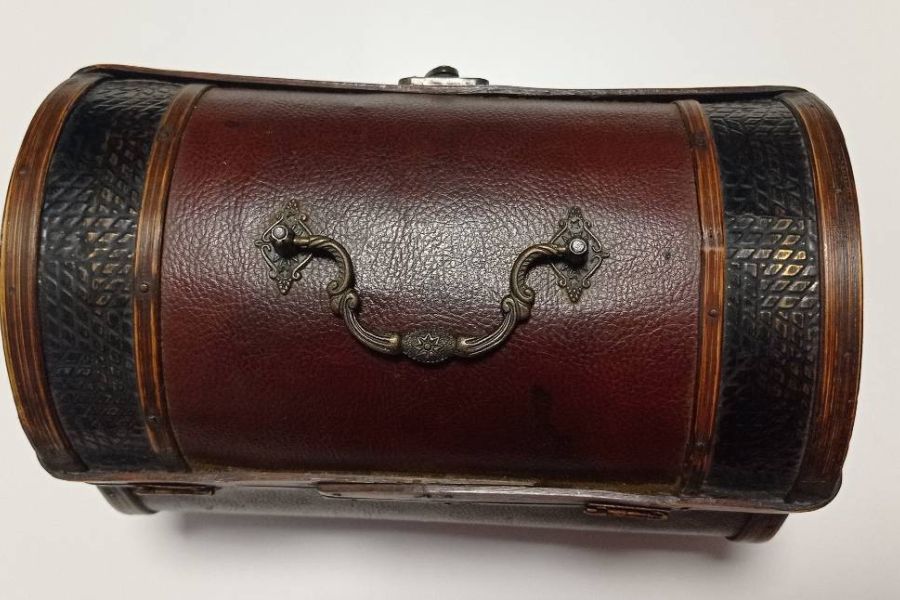 Kleine Holz/Truhe/Schatzkiste - Bild 3