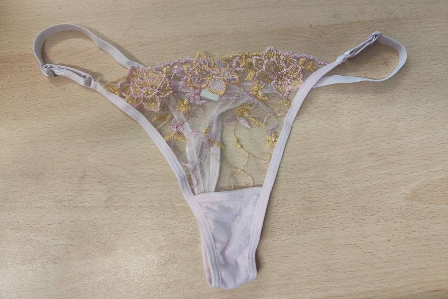 elegante & sexy string Höschen mit Spitzen xs / s - Bild 2