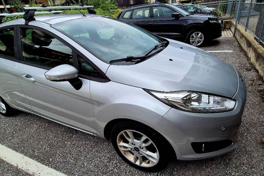 Verkaufe Ford Fiesta TDCI 75 PS, 100200 km, Baujahr 2016 - Bild 2