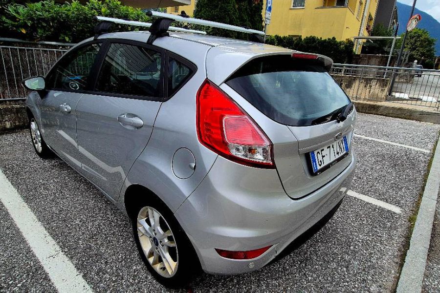 Verkaufe Ford Fiesta TDCI 75 PS, 100200 km, Baujahr 2016 - Bild 3