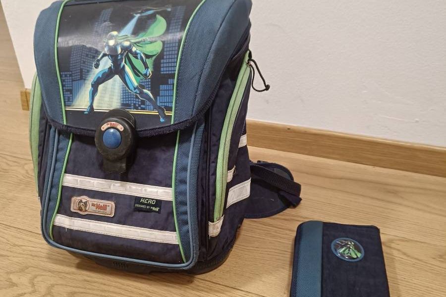 Schultasche Mc Neil " Hero" mit Griffelschachtel - Bild 1