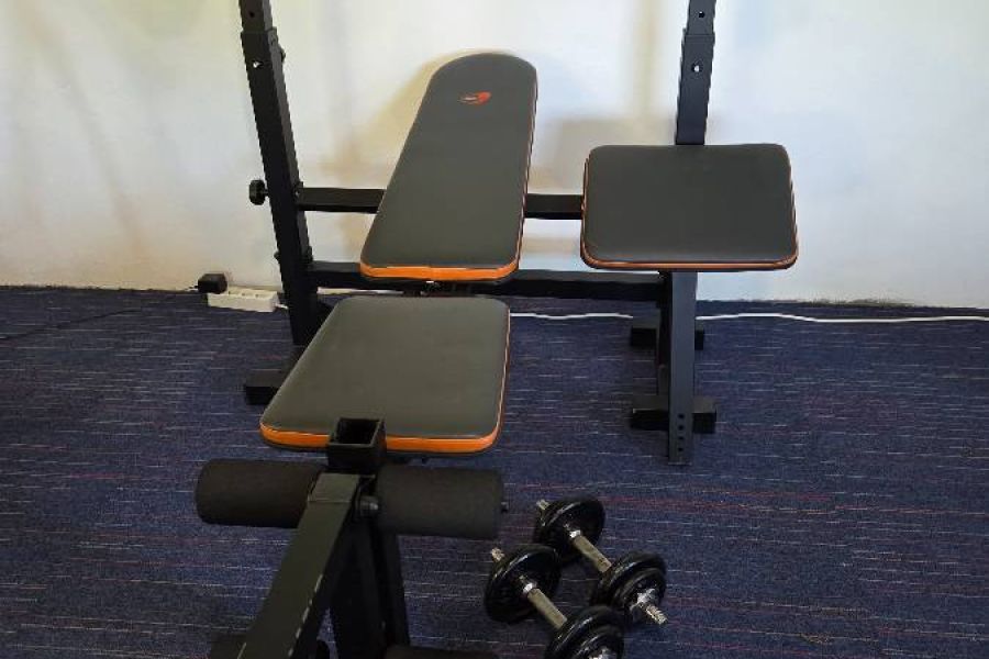 Fitnessgeräte - Bild 1