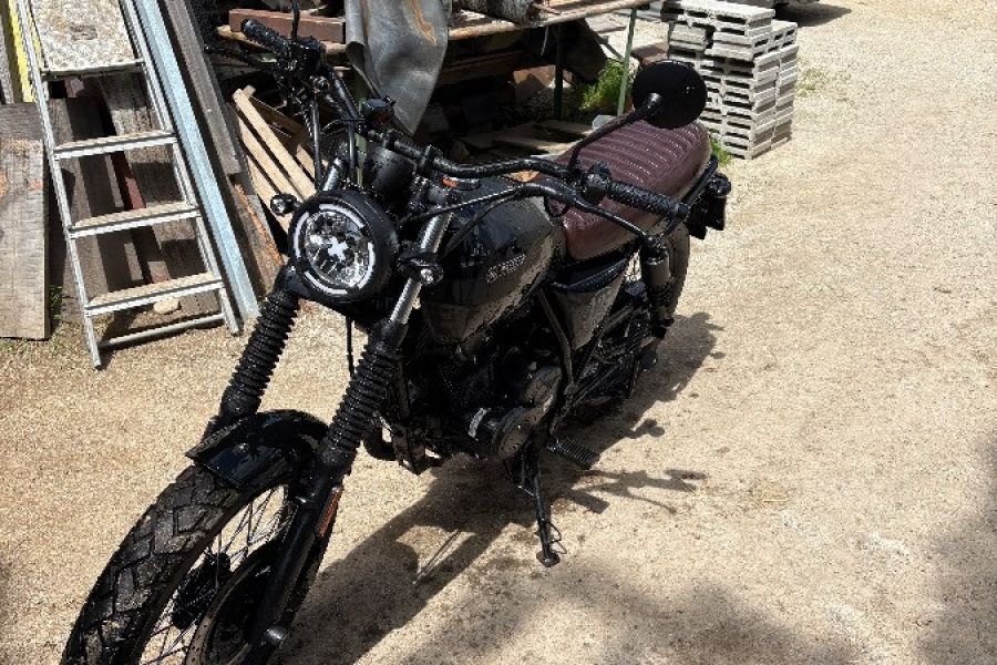 Motorrad Brixton Cromwell 125 ABS - Bild 5