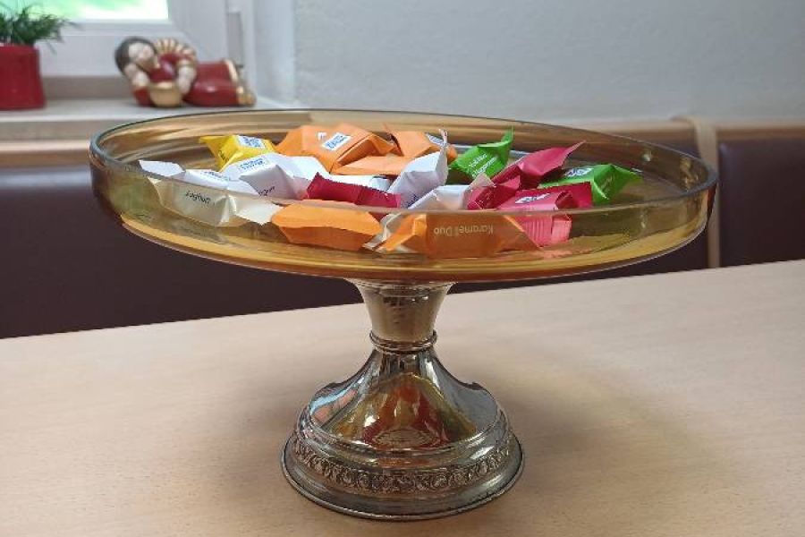 Braunglas mit Silbergestell - Bild 2