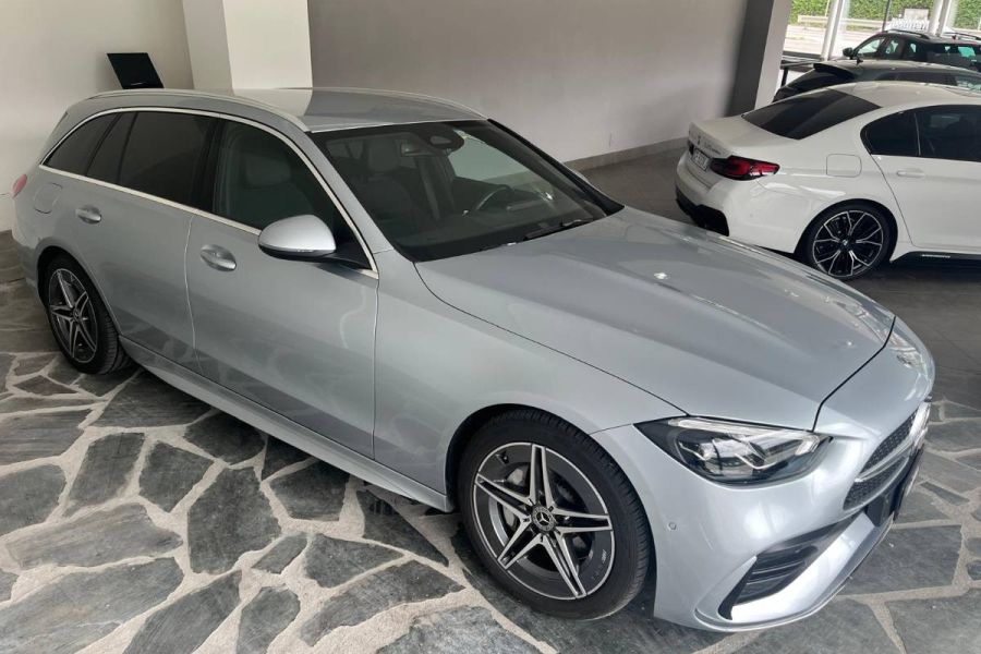 Verkaufe Mercedes Benz C220d AMG Line - Bild 2