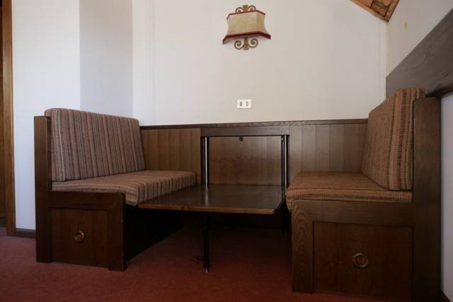 Tisch und Bett in einem - Bild 2