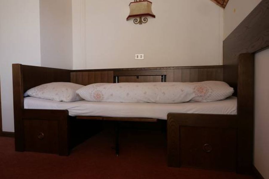 Tisch und Bett in einem - Bild 4