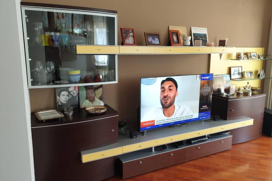 VERSCHENKE/REGALASI - Wohnzimmerschrank - Bild 1
