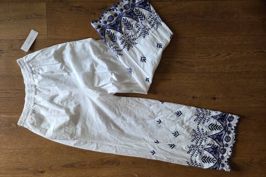 Sommerhose 85 % Baumwolle weiß mit Brokat - Bild 2