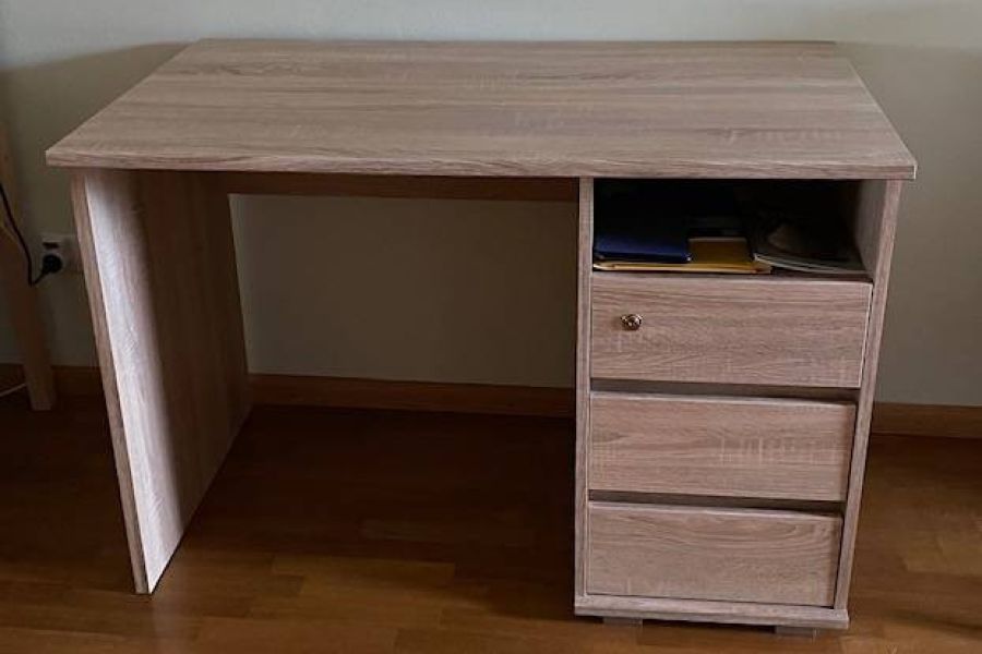 Schreibtisch - Bild 1