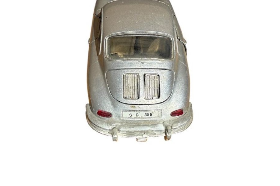 Porsche 356 B Modellauto 1:24 von Bburago - gebraucht, Made in Italy - Bild 2