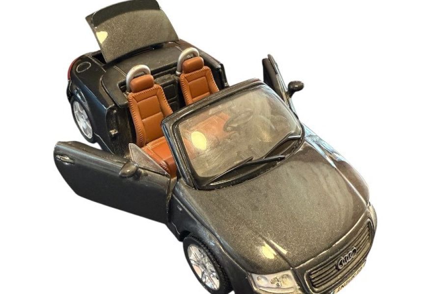 Audi TT Roadster Modellauto 1:24 - Maisto, Cabrio, Sammlerstück - Bild 5