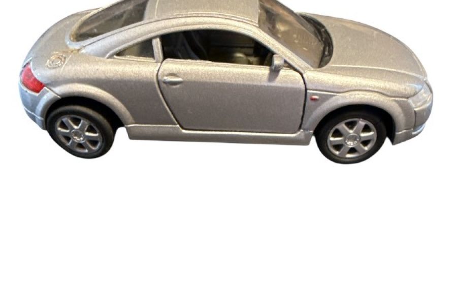 Audi TT Modellauto 1:43 – Welly – Sammlerstück in Silber - Bild 3
