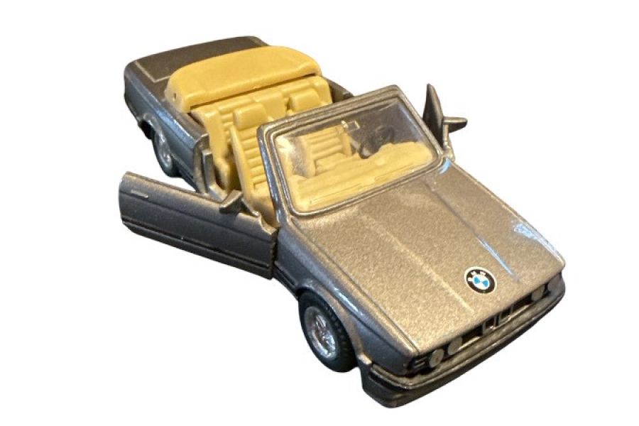 BMW 325i Cabrio 1:37 – MC Toy Macau – Seltenes Sammlermodell - Bild 4
