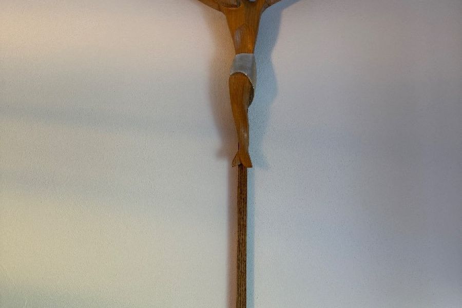 KRUZIFIX aus Holz (handgefertigt) - Bild 1