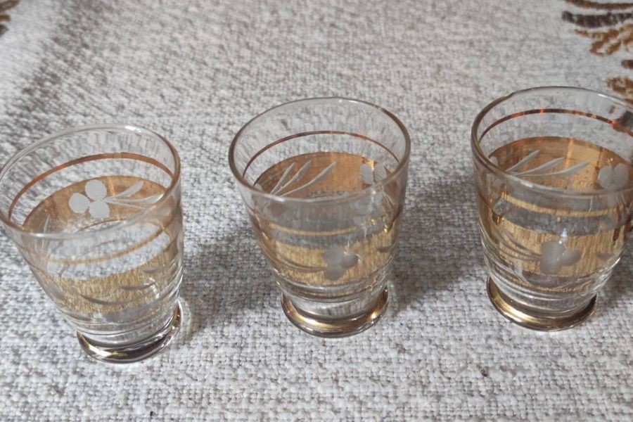 SET Schnapps/Likörflasche und Gläser - Bild 3