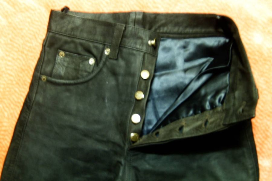 Exclusive Damen - Lederhose für ein(e) schlanke(s) Mädchen/Dame - Bild 3