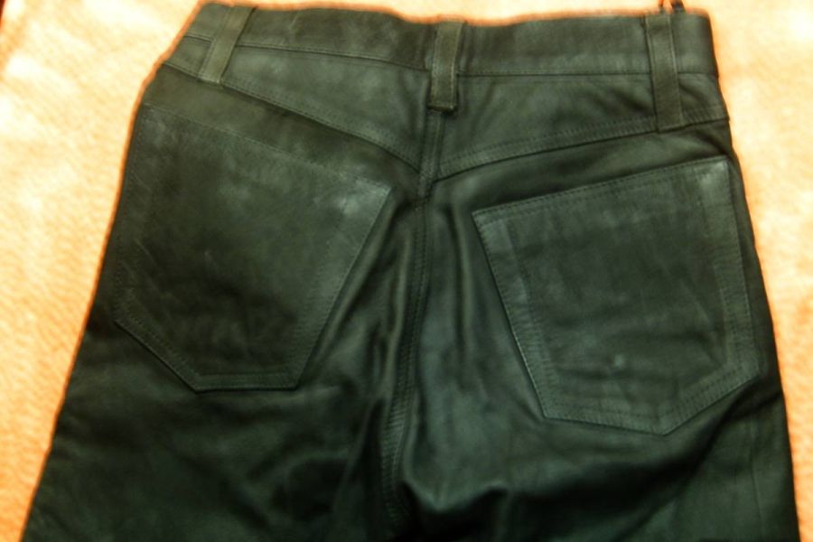 Exclusive Damen - Lederhose für ein(e) schlanke(s) Mädchen/Dame - Bild 4