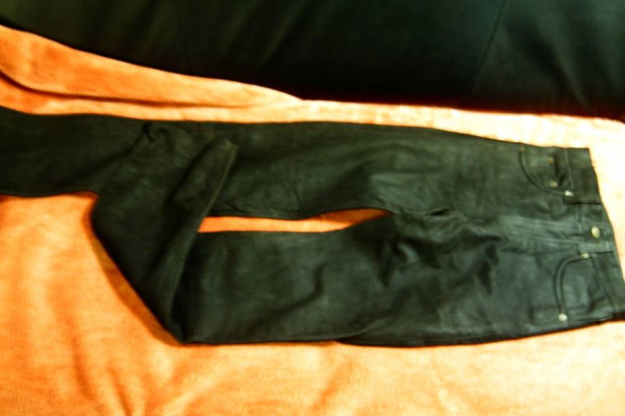 Exclusive Damen - Lederhose für ein(e) schlanke(s) Mädchen/Dame - Bild 5