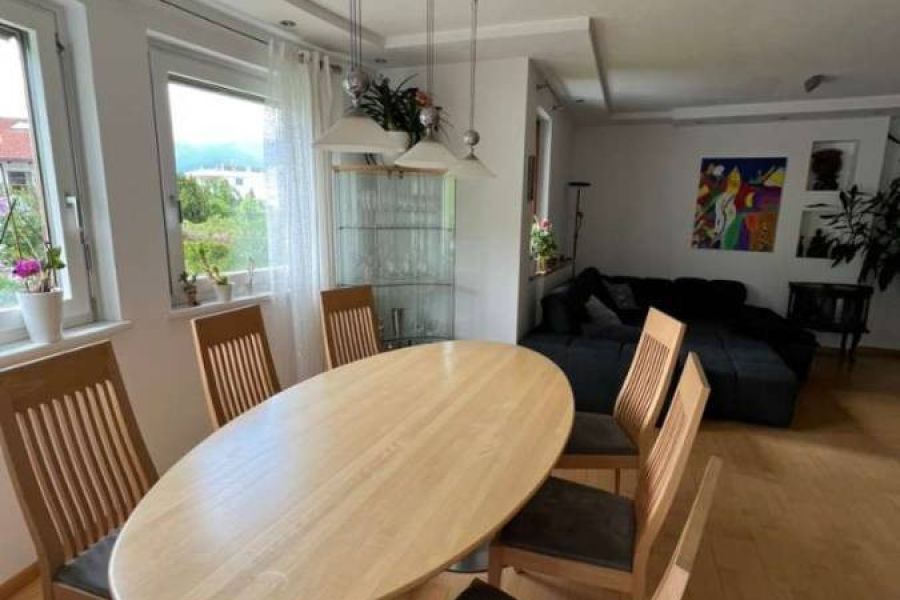 Sitzgruppe Massivholz, 6 Stühle - Bild 1