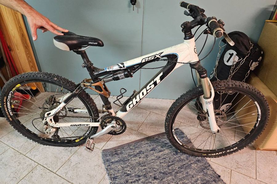 Gut erhaltenen MTB Ghost GSX Fully, weiß - Bild 1