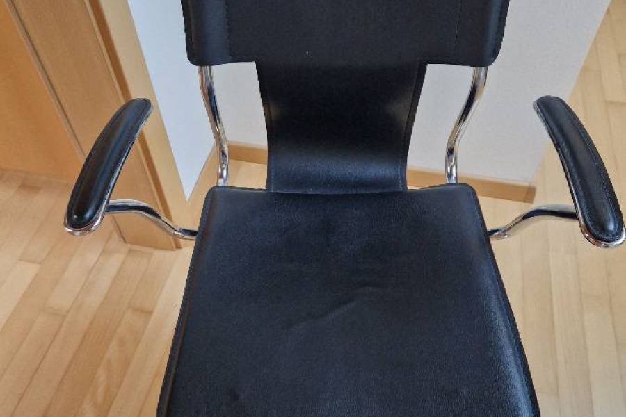 Verkaufe höhenverstellbaren Bürostuhl - Bild 4