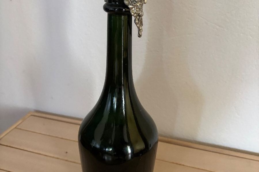Weinflasche mit Stöpsel - Bild 1