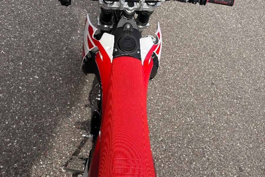 Fantic XMF 125 2024 - Bild 4