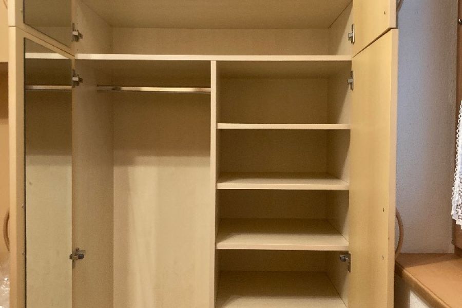 Jugendzimmer zu verschenken - Bild 4