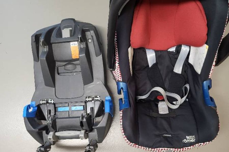 Babyschale mit Station ohne Isofix - Bild 1
