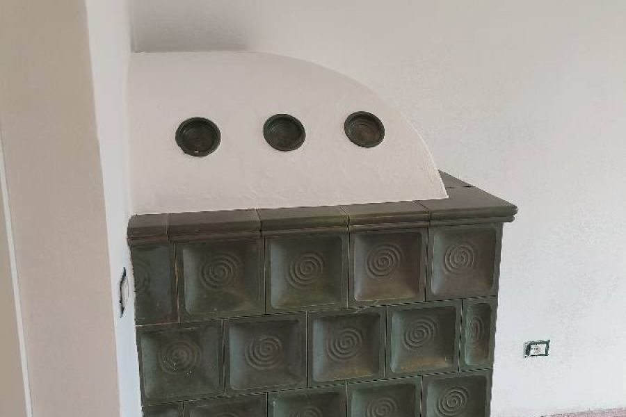 Nals 4 Zimmerwohnung kernsaniert,sehr sonnig, einzigartiges Panorama - Bild 2