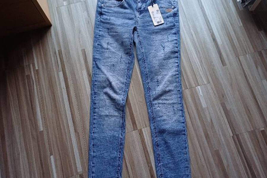 Neue Gang Jeans gr.27, mir zu groß,schneidet wie  gr.28 - Bild 1