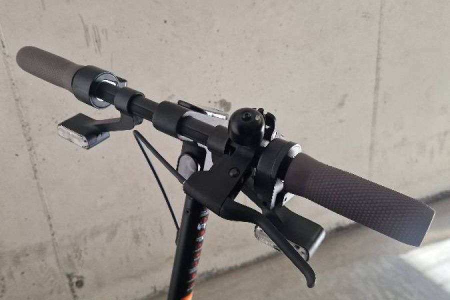 E-Roller neuwertig - Bild 3