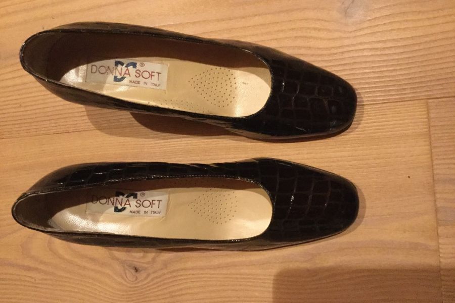 Brauner eleganter Damenschuh von Donna Soft - Bild 2