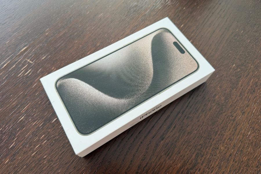 iPhone 15 Pro Max 256 GB Titan Natur - NEU - Bild 2