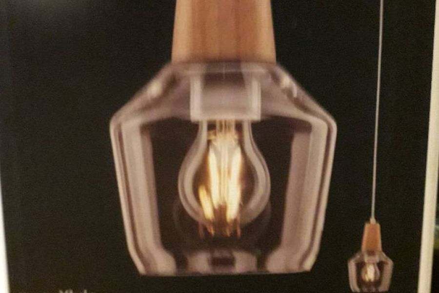 Hängelampen und Strahler - Bild 1