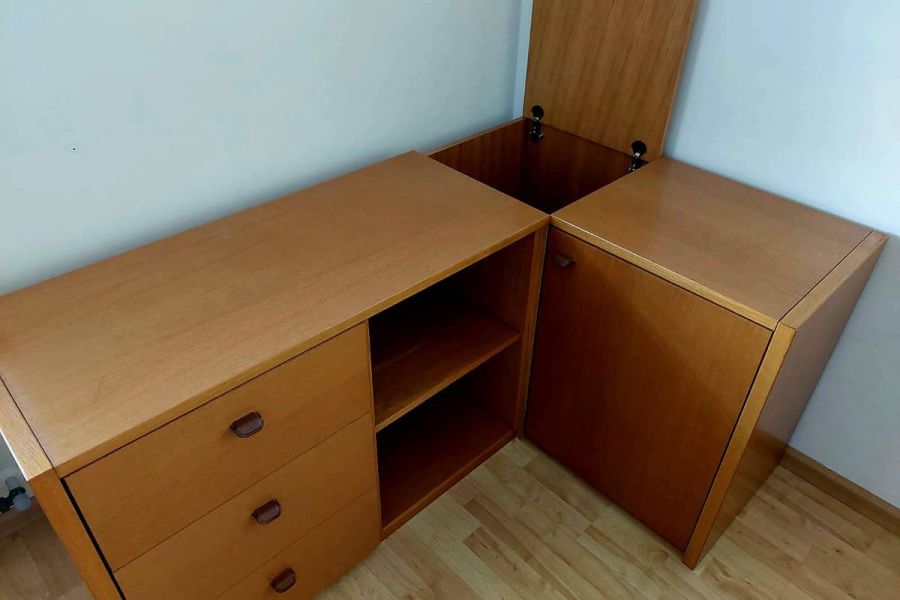Schöner Eckschrank - Bild 1