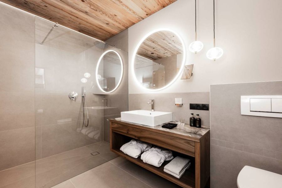 HOUSEKEEPING - GOUVERNATE - Bild 3