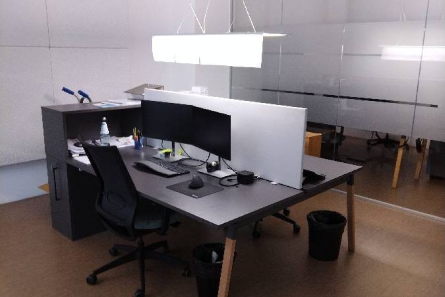 Büroräumlichkeiten inkl. Stellplätze Industriezone Bozen zu vermieten - Bild 3